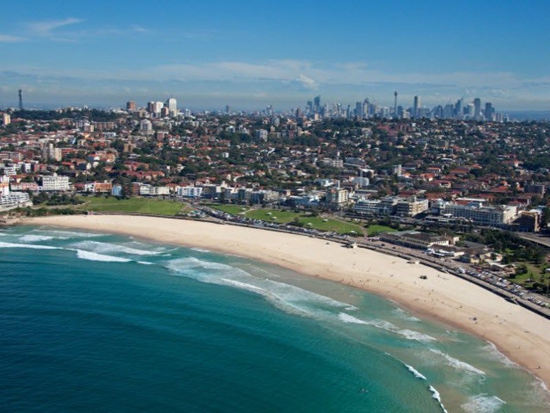 Bondi Beach สนุกเที่ยวซิดนีย์ ไปกับ 20 สุดยอดสถานที่ท่องเที่ยวฟรี ออสเตรเลีย